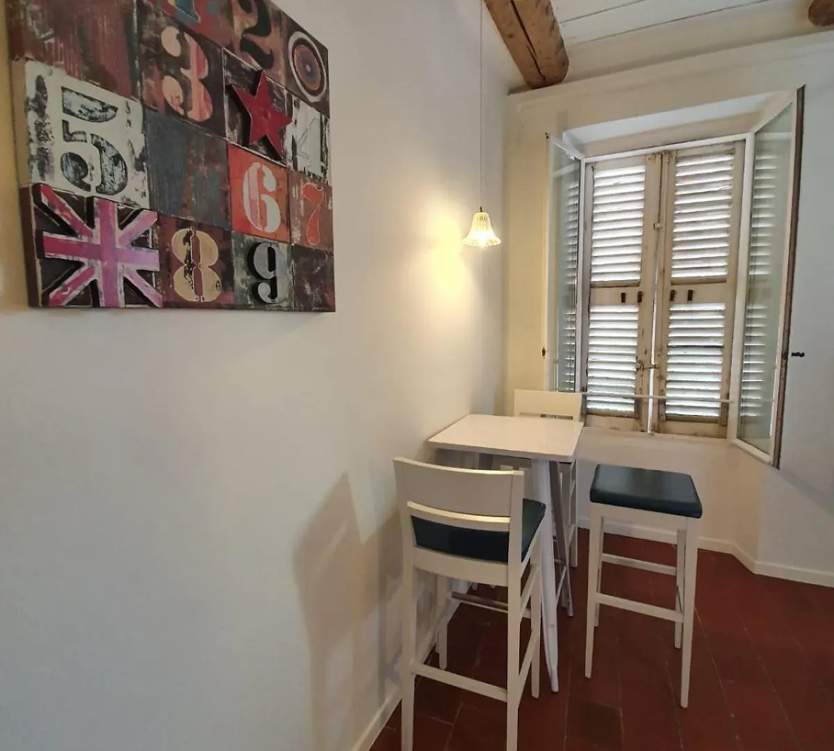Bnb Vieux Port Panier Jardin Bed and Breakfast Marseille 0*,  Frankrig
