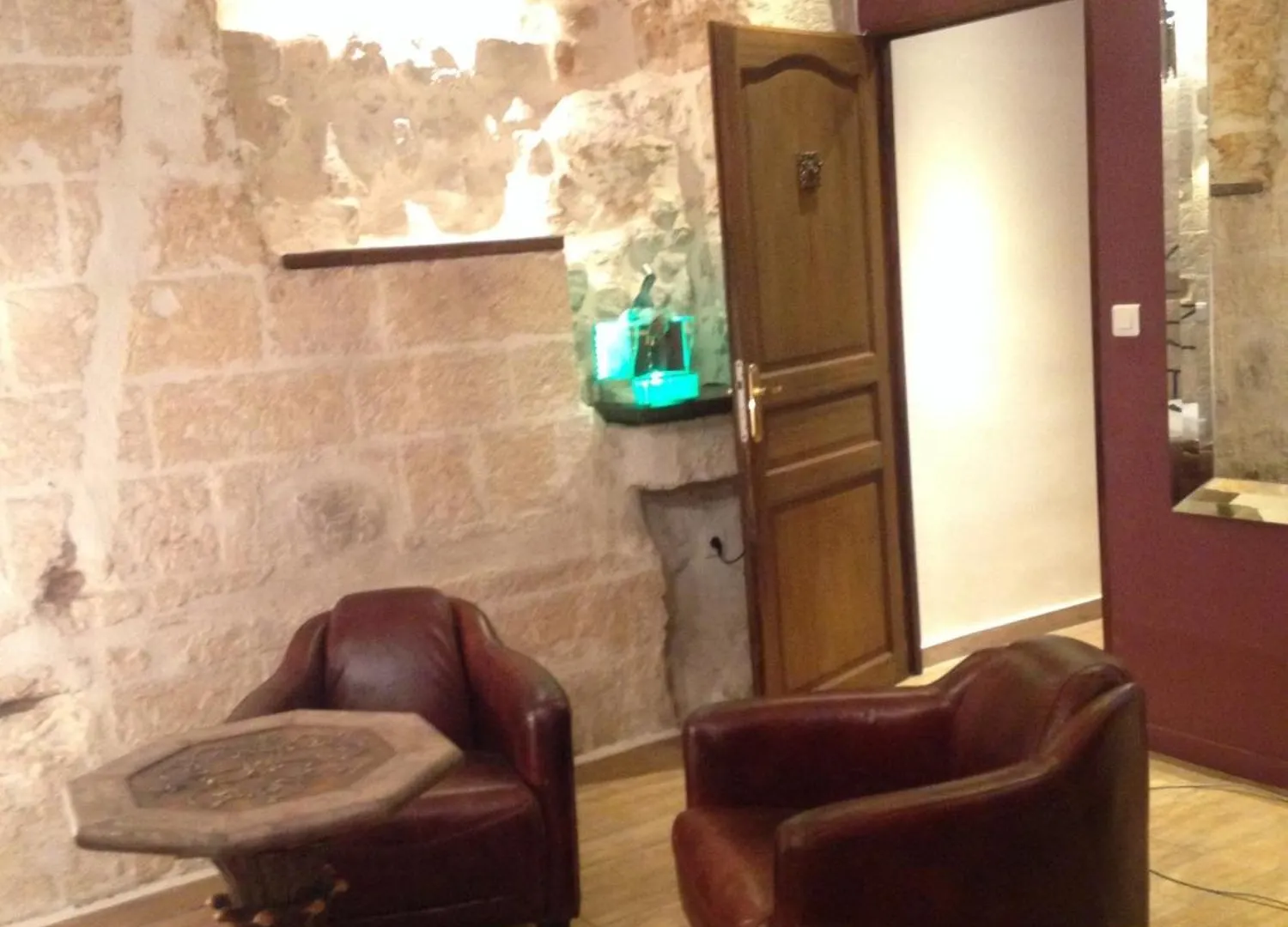 Gæstehus Bnb Vieux Port Panier Jardin Bed and Breakfast Marseille