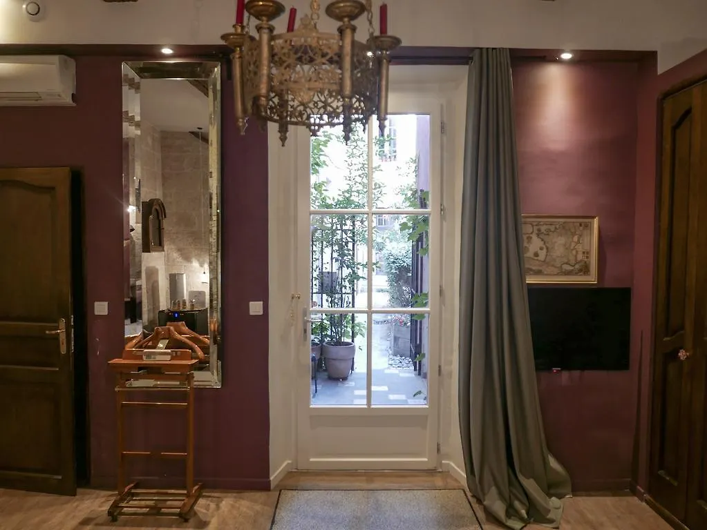Maison d'hôtes Hotel Vieux Port Panier Jardin à Marseille
